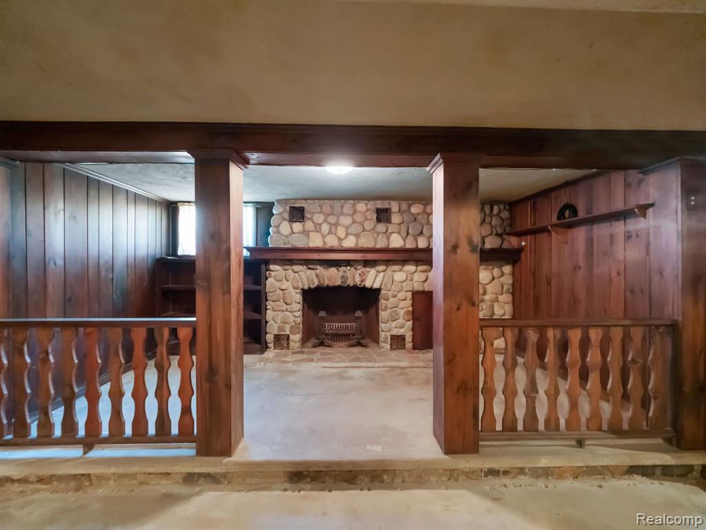 28804 Drake Road Farmington Hills, MI 48331 - Photo 35 of 50