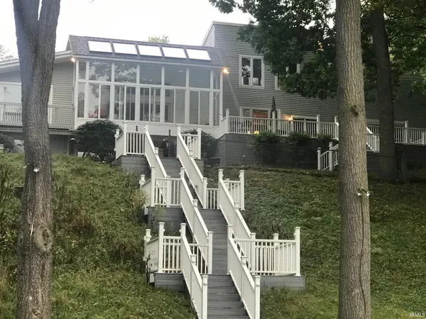 $1,350,000 | 50800 Lilac Road, South Bend, IN 46628