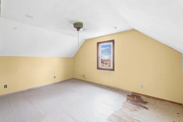 $108,500 | 220 Western Avenue, De Land, IL 61839