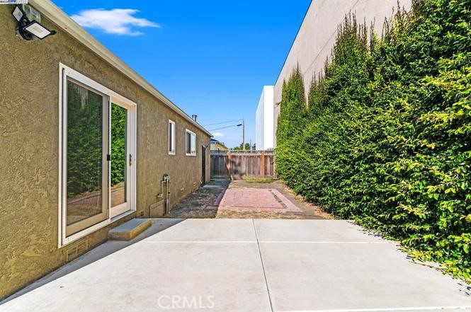 20852 Baker Road Castro Valley, CA 94546 - Photo 5 of 16
