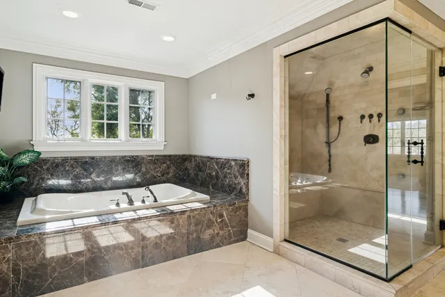 $1,395,000 | 165 Haverton Way, North Barrington, IL 60010