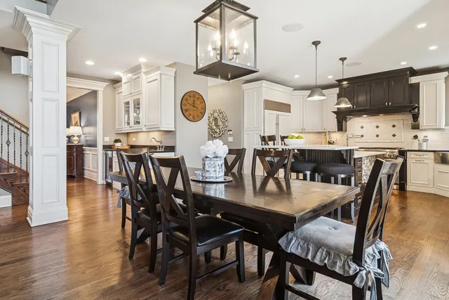 $1,395,000 | 165 Haverton Way, North Barrington, IL 60010