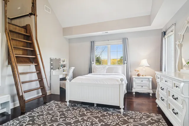 $1,395,000 | 165 Haverton Way, North Barrington, IL 60010