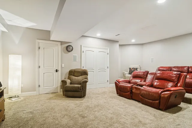 $1,395,000 | 165 Haverton Way, North Barrington, IL 60010