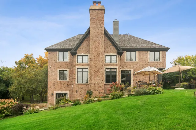 $1,395,000 | 165 Haverton Way, North Barrington, IL 60010