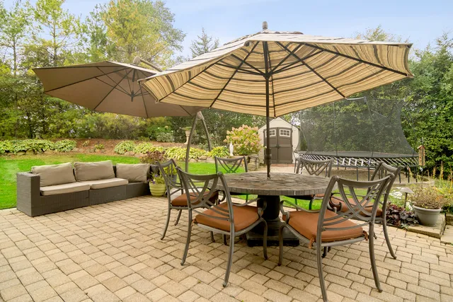 $1,395,000 | 165 Haverton Way, North Barrington, IL 60010