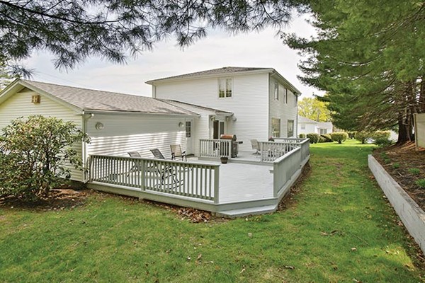 18 Lovett Road Newton, MA 02459 - Photo 7 of 7