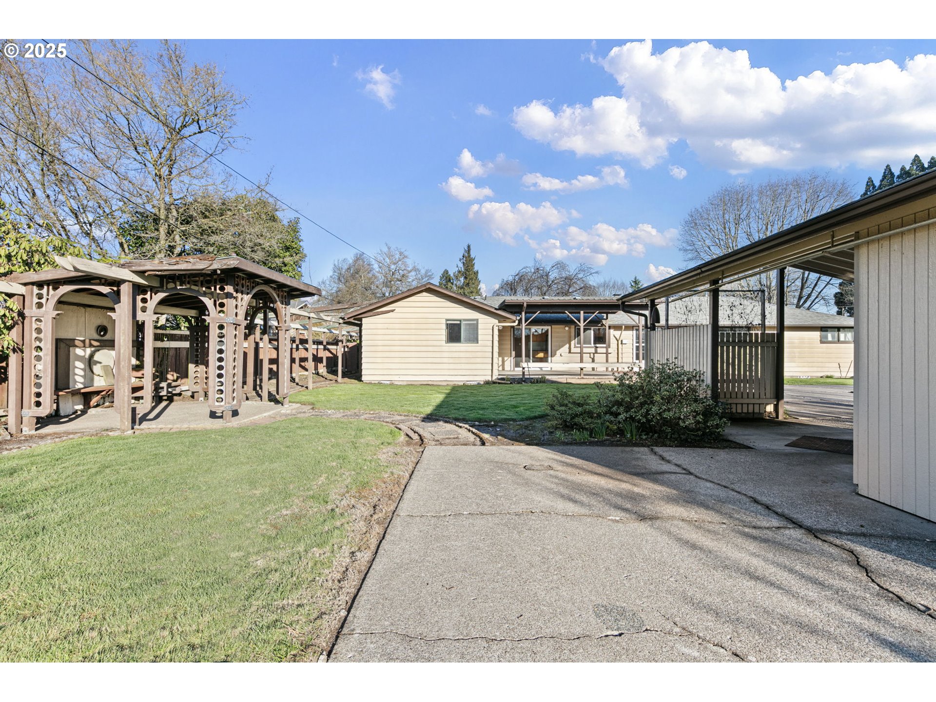110 Rustic Place Eugene, OR 97401 - Photo 44 of 48 Gallery Image 44