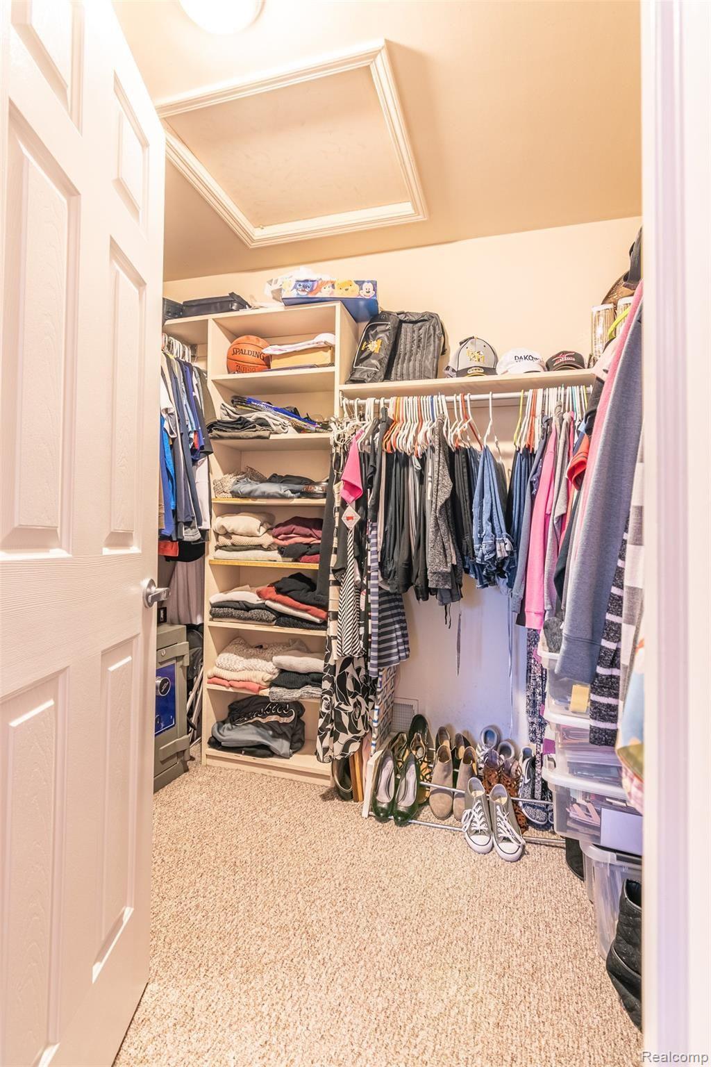 21440 Rome Drive Macomb, MI 48044 - Photo 53 of 62 21440 Rome Dr-54.jpg