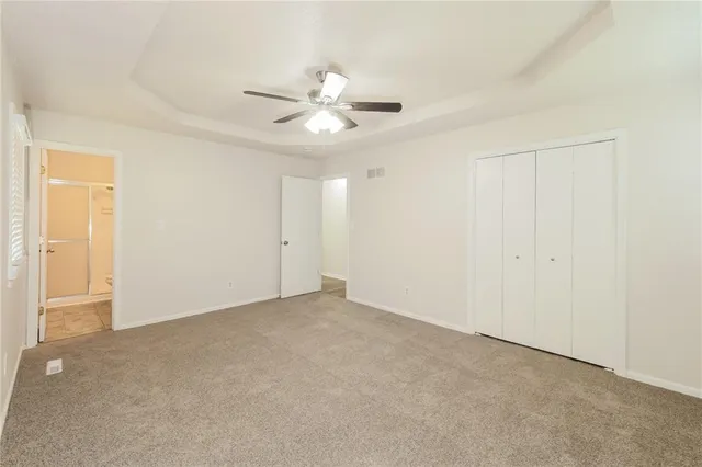 $2,370 | 1018 Silver Lake Drive, Raymore, MO 64083