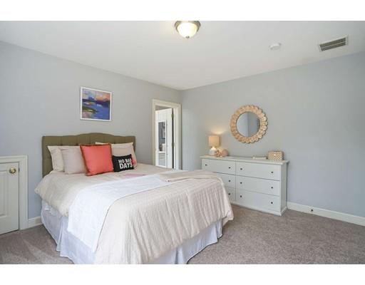 18 Woodcliffe Road Lexington, MA 02421 - Photo 17 of 26