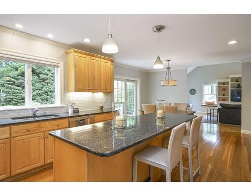 18 Woodcliffe Road Lexington, MA 02421 - Photo 9 of 26