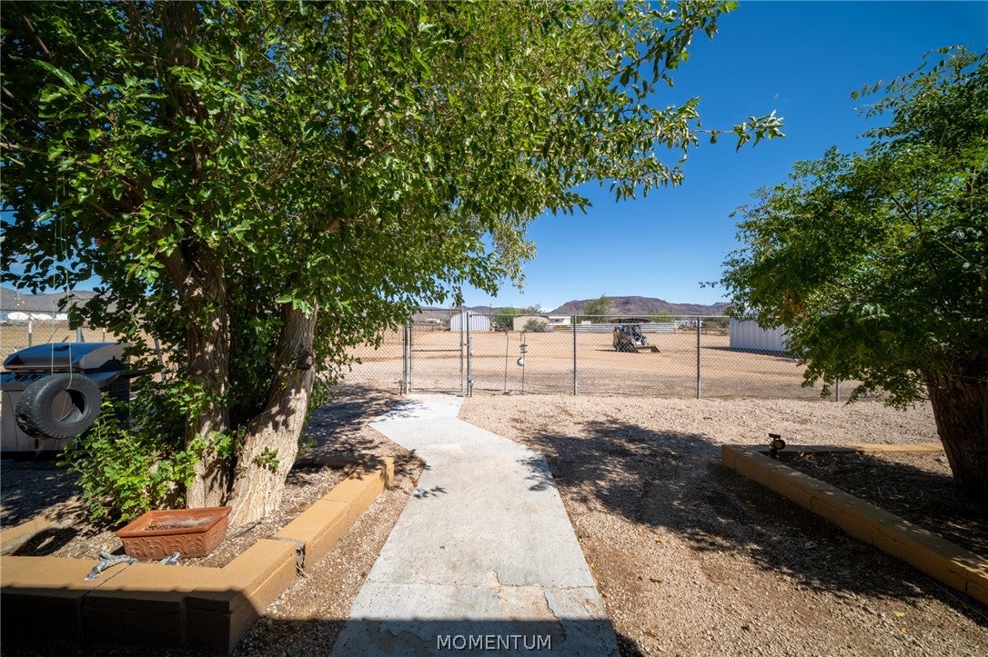 192 South Hope Road Golden Valley, AZ 86413 - Photo 4 of 31 Gallery Image 4