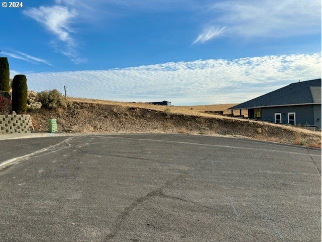 Southwest Quinney Lane Pendleton, OR 97801 - Photo 3 of 9