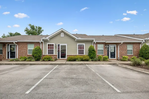 $314,900 | 1040 Charlie Daniels Parkway, Unit 136, Mount Juliet, TN 37122