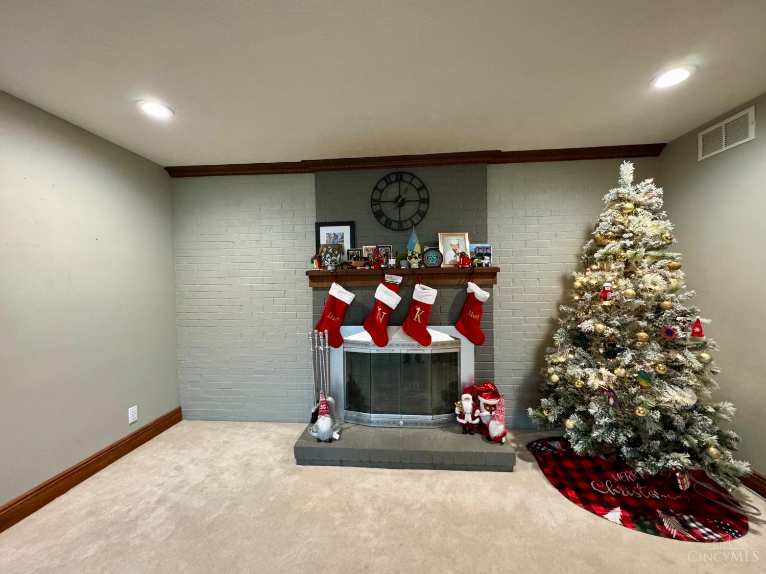 8611 Butler Warren Road West Chester, OH 45069 - Photo 11 of 71 Gallery Image 11