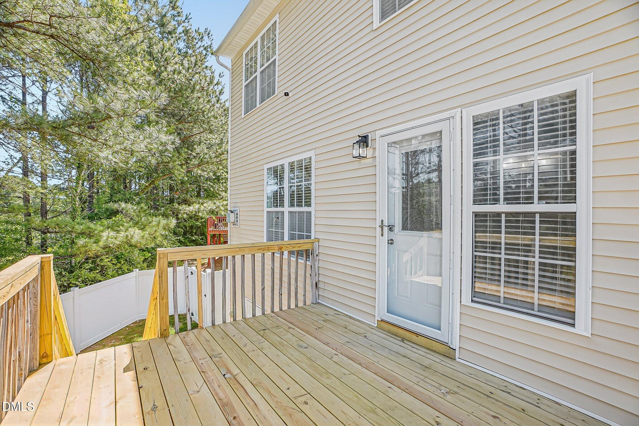 1404 Springshire Court Raleigh, NC 27610 - Photo 26 of 28 31-web-or-mls-Springshire Ct-S1505-031
