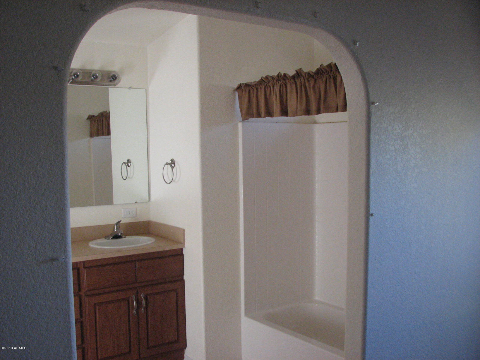 6452 Old Homestead Road Show Low, AZ 85901 - Photo 9 of 12 master bath-1