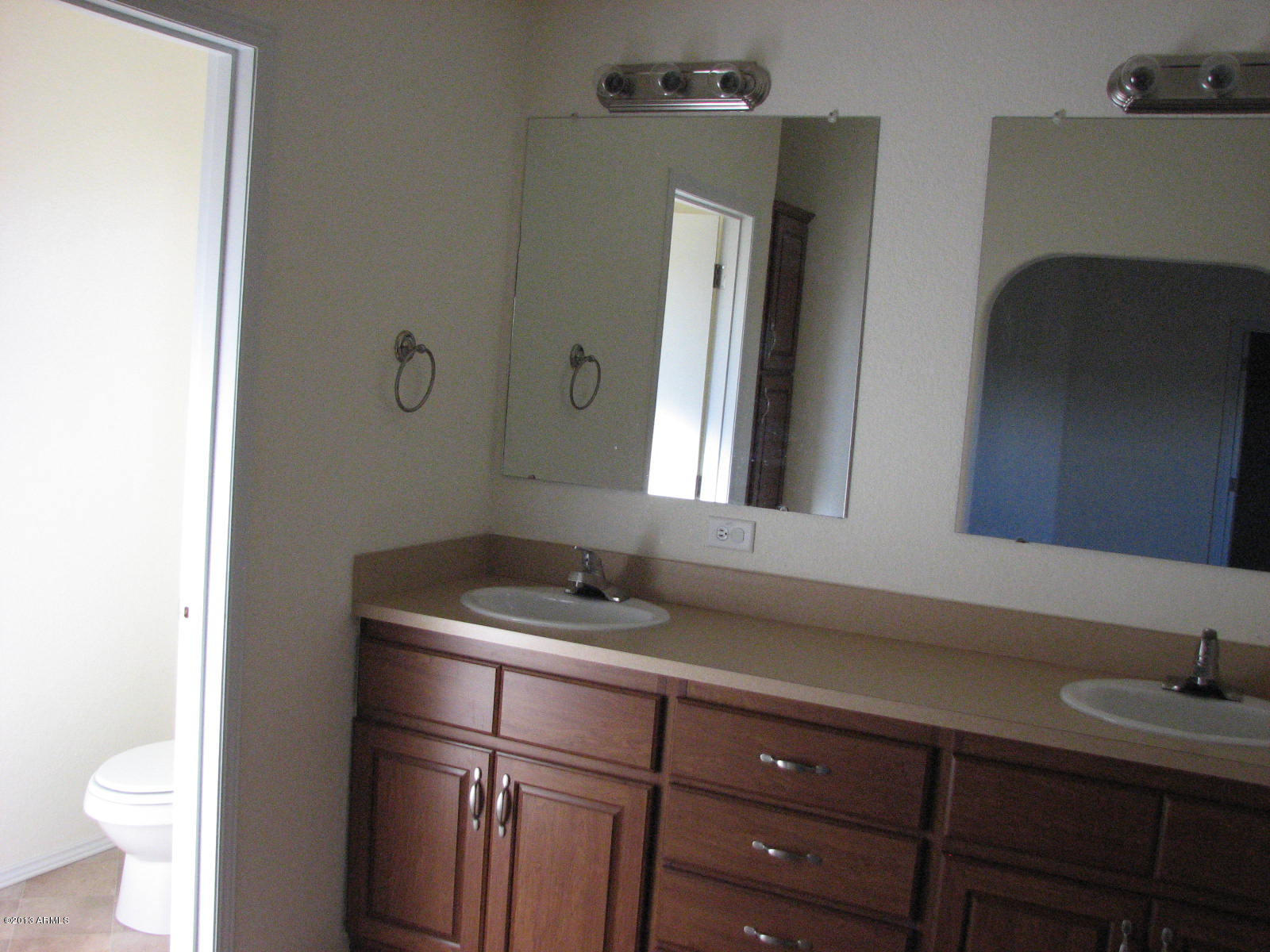 6452 Old Homestead Road Show Low, AZ 85901 - Photo 10 of 12 master bath-2