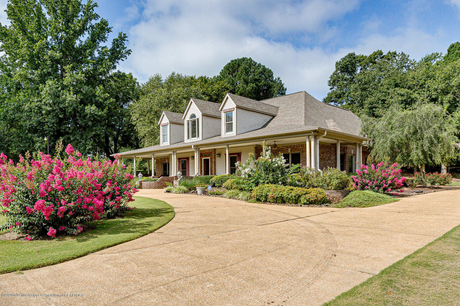 4195 Fogg Road North Lake Cormorant, MS 38641 - Photo 2 of 40 4195-fogg-rd-203150-2-snapsold-screen
