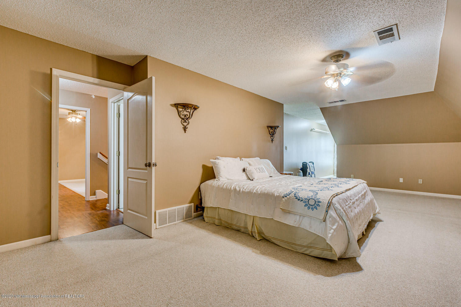 4195 Fogg Road North Lake Cormorant, MS 38641 - Photo 23 of 40 4195-fogg-rd-203150-23-snapsold-screen
