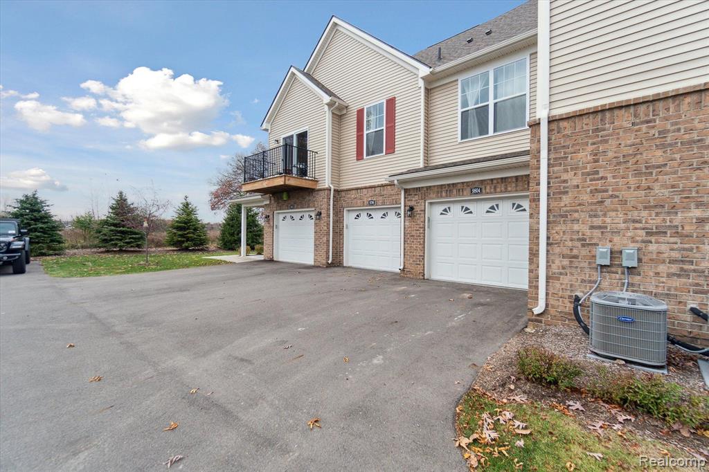 9804 Ridge Run Street, Unit 57 Howell, MI 48855 - Photo 28 of 29