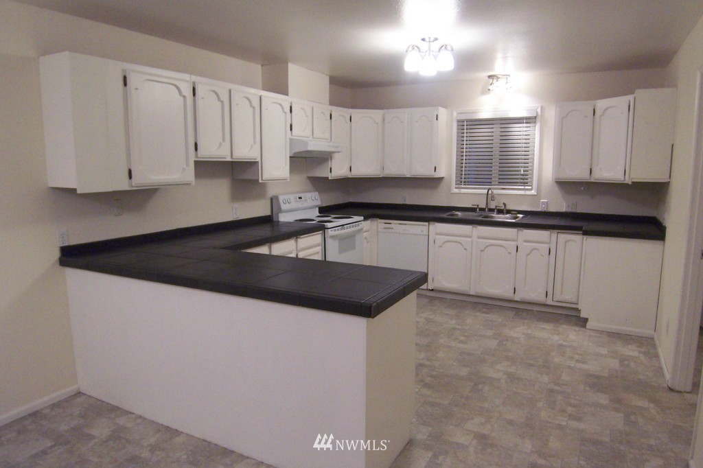 5308 Banner Road Southeast Port Orchard, WA 98367 - Photo 13 of 25 Gallery Image 13