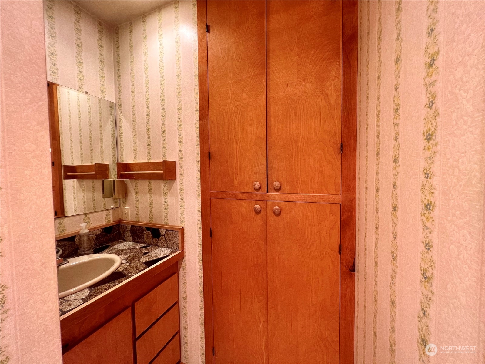 1037 Southwest Spruce Road Port Orchard, WA 98367 - Photo 6 of 24