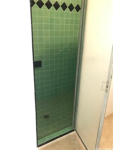 $3,700 | 1829 Alewa Drive, Honolulu, HI 96817