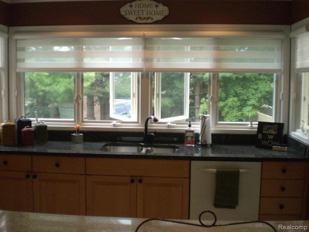 5170 Glengate Road Rochester, MI 48306 - Photo 15 of 25 Glengate 026.jpg