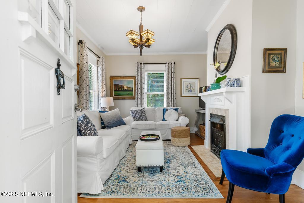 3669 Valencia Rd-12