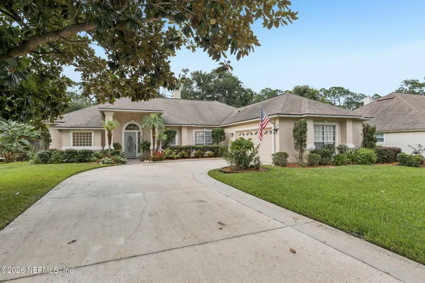 $575,000 | 132 Fairway Oaks Drive, Fleming Island, FL 32003