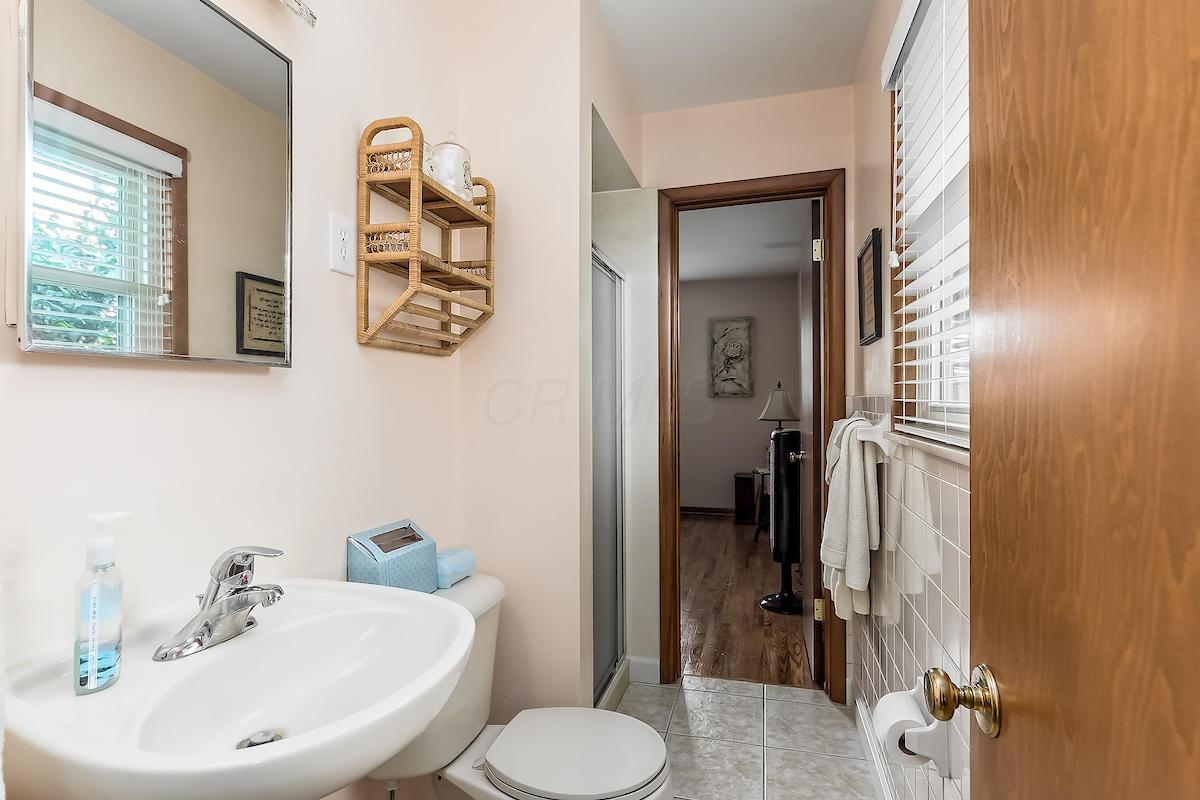 4233 Charlotte Road Obetz, OH 43207 - Photo 16 of 27 Gallery Image 16