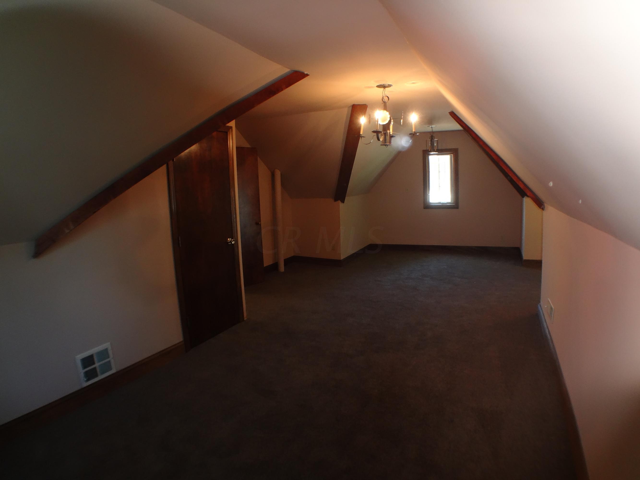 537 Arden Road Columbus, OH 43214 - Photo 27 of 31 Gallery Image 27