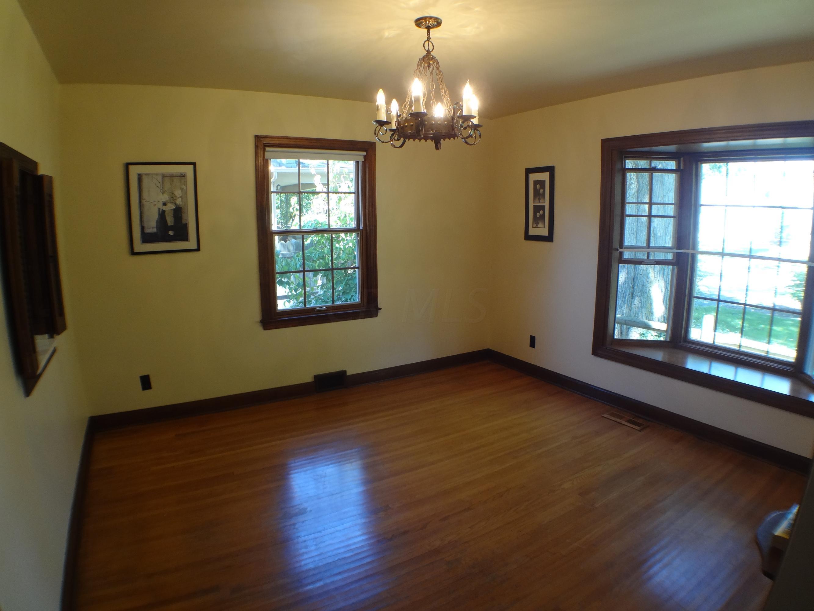 537 Arden Road Columbus, OH 43214 - Photo 5 of 31 Gallery Image 5