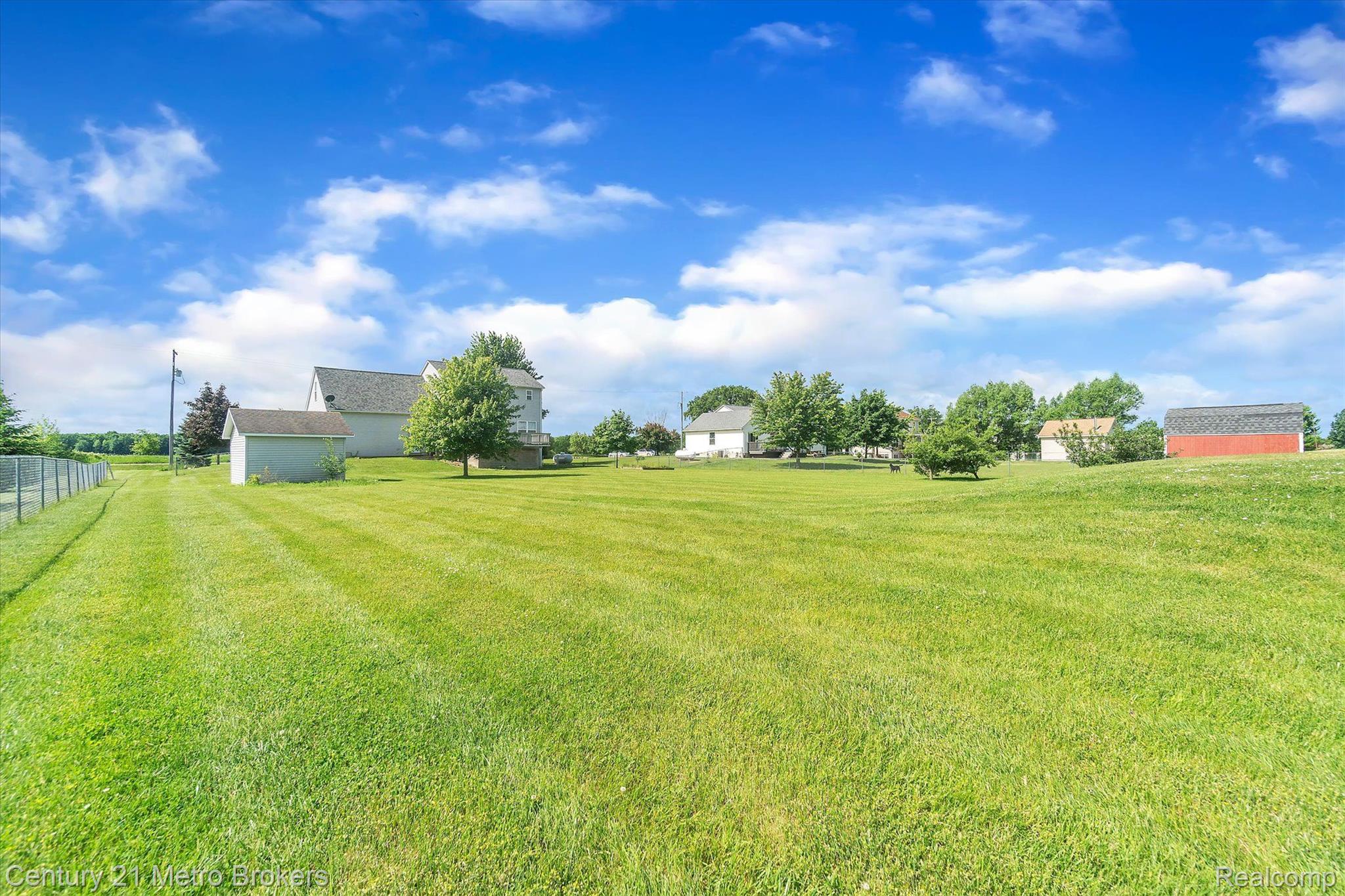8108 Cook Road Swartz Creek, MI 48473 - Photo 34 of 36 Gallery Image 34