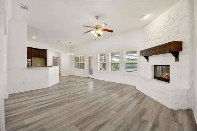 $699,000 | 528 Hubbard Circle, Nevada, TX 75173