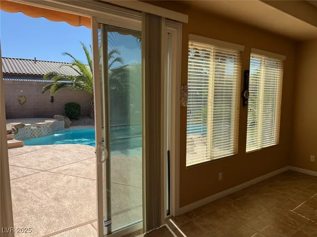 $3,200 | 7163 Adobe Falls Court, Las Vegas, NV 89113