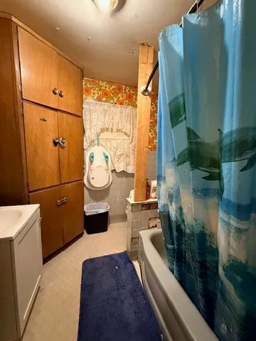 $274,900 | 11984 South Prairie Drive, Caledonia, MN 55921