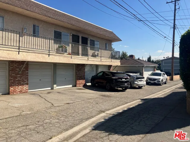 $1,999,999 | 271 West Ash Avenue, Burbank, CA 91502