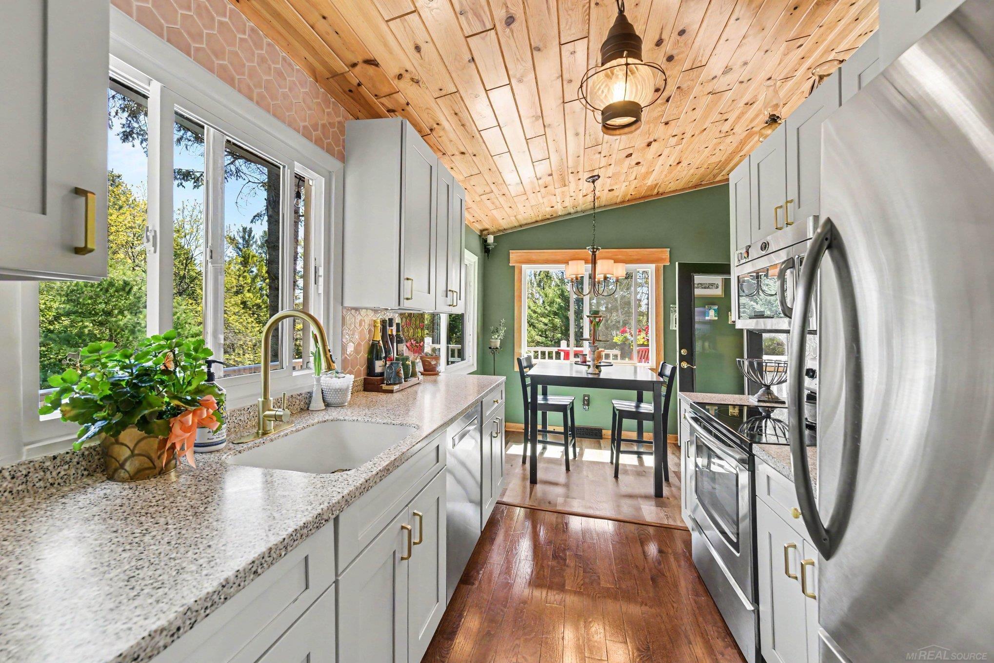 1177 Anderson Road Boyne City, MI 49712 - Photo 8 of 33 Gallery Image 8