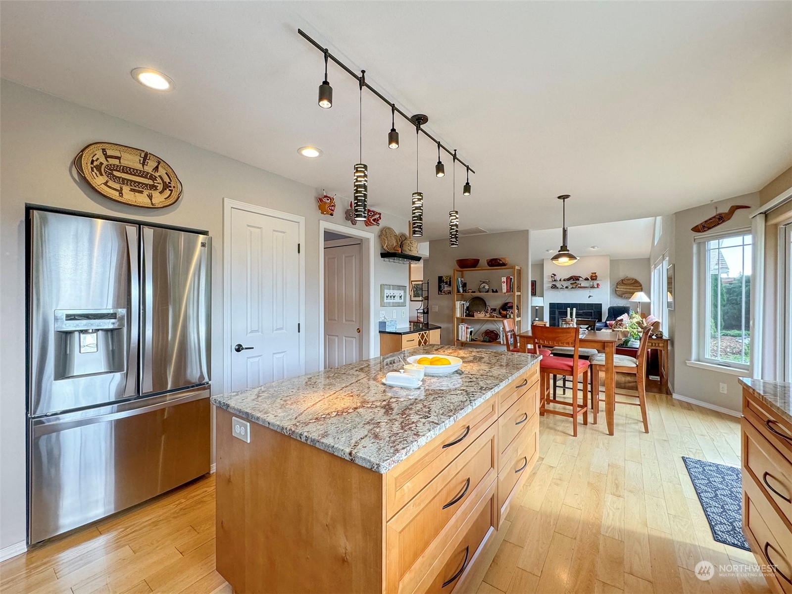 102 Galaxy View Court Sequim, WA 98382 - Photo 14 of 40