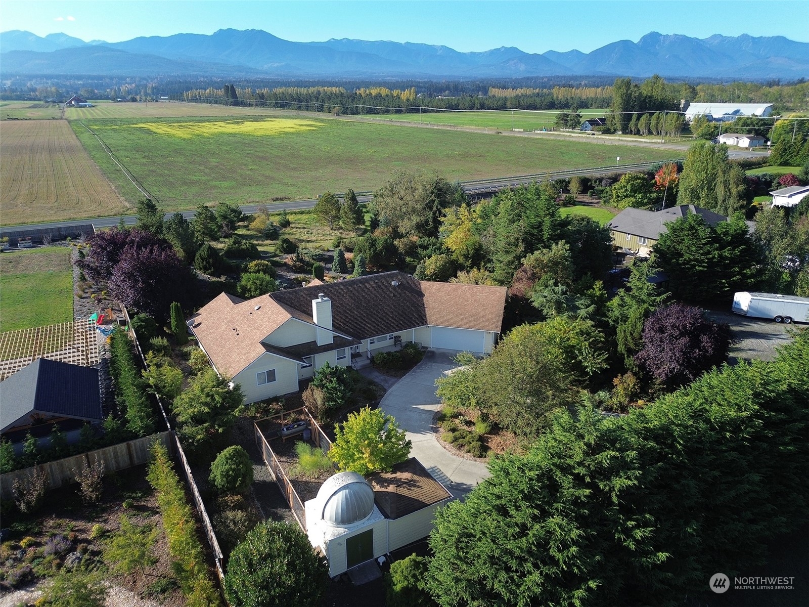 102 Galaxy View Court Sequim, WA 98382 - Photo 2 of 40