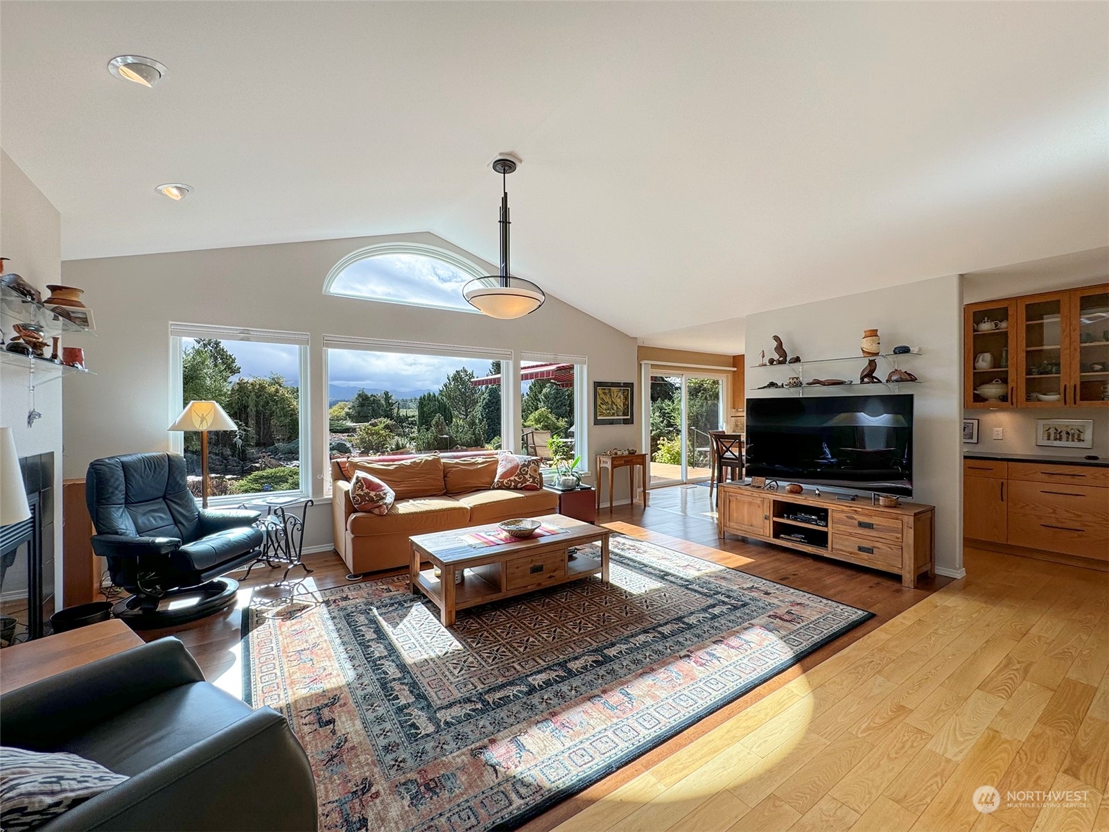 102 Galaxy View Court Sequim, WA 98382 - Photo 10 of 40