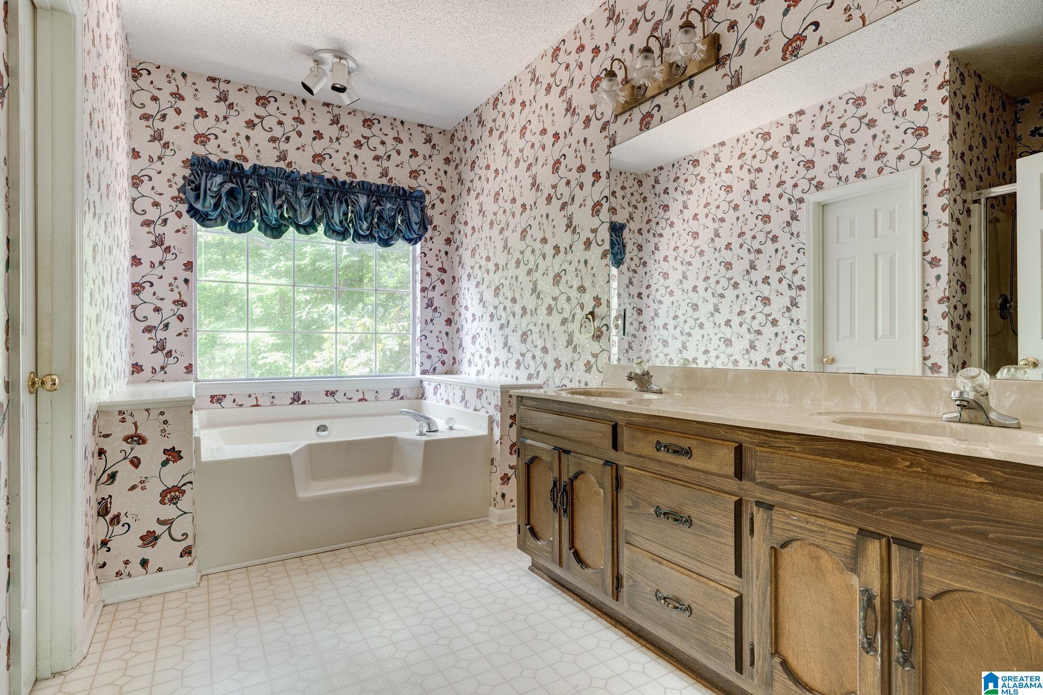 101 Silverleaf Lane Alabaster, AL 35007 - Photo 15 of 36