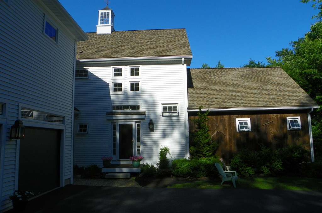 30 Nanigian Road Paxton, MA 01612 - Photo 3 of 27 Gallery Image 3