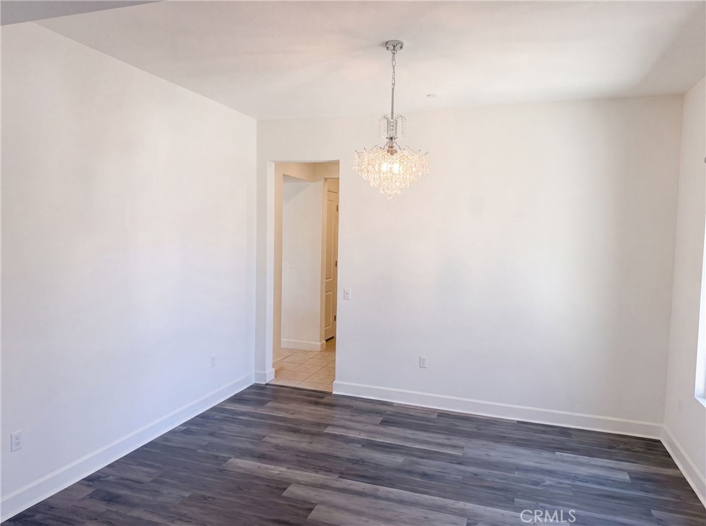 17698 Col Rnch Drive Riverside, CA 92503 - Photo 10 of 41