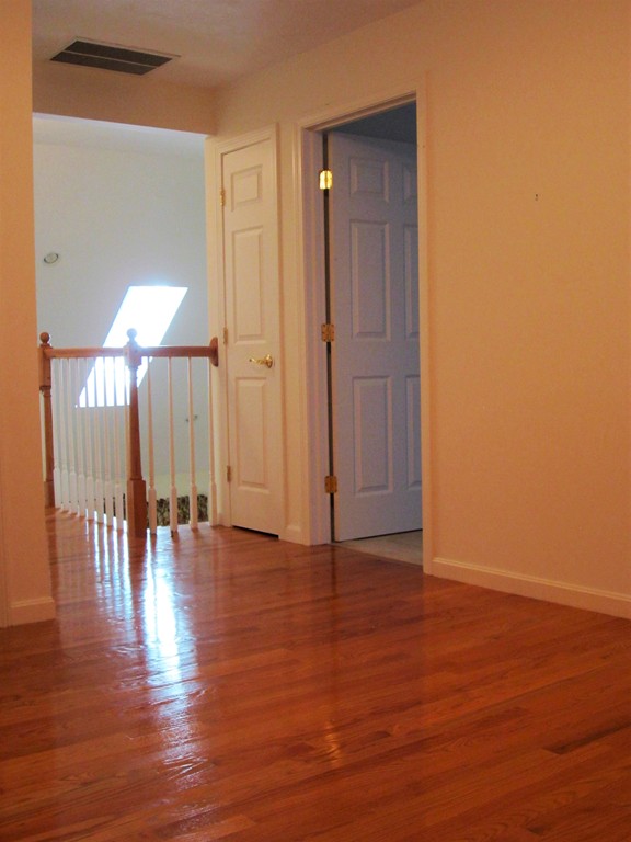 17 Country Hill Road, Unit 17 Holden, MA 01522 - Photo 14 of 22