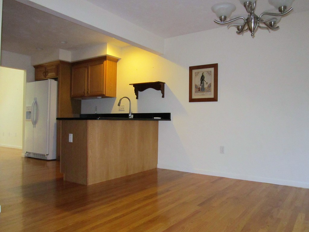 17 Country Hill Road, Unit 17 Holden, MA 01522 - Photo 3 of 22