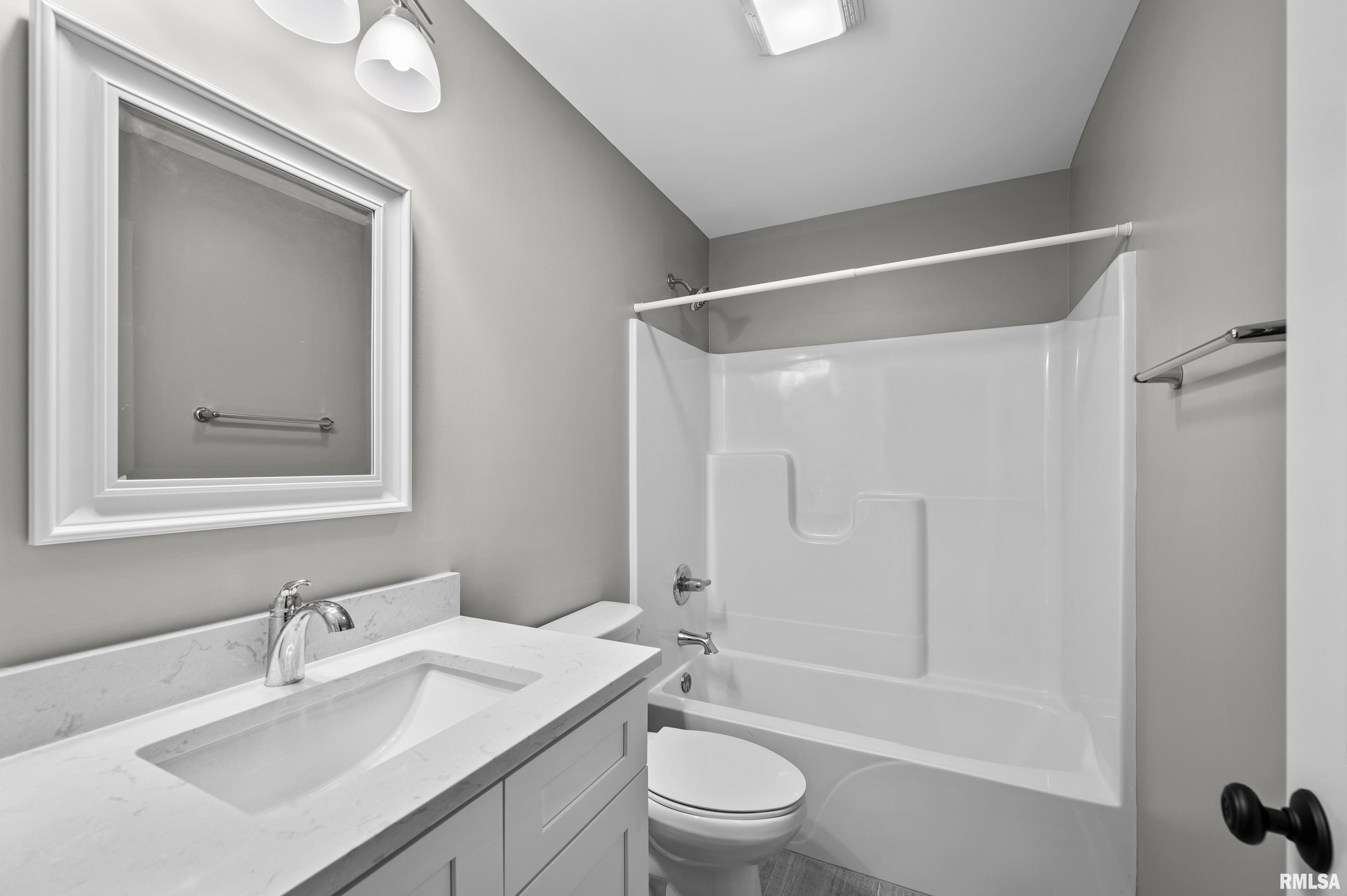 3048 Shane Way Bettendorf, IA 52722 - Photo 16 of 22